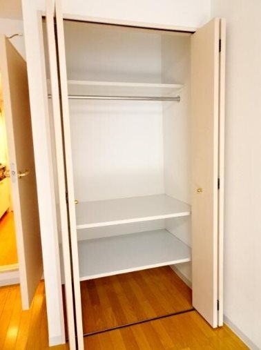 横浜市中区新山下1丁目楽器可(防音・グランドピアノ・弦楽器)マンション 収納