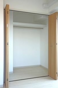 川崎市多摩区登戸新町楽器可（ピアノ・弦管楽器・声楽・DTM）マンション 収納