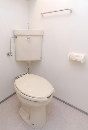 調布市菊野台1丁目楽器可（グランドピアノ・スタジオ付き）学生専用マンション トイレ