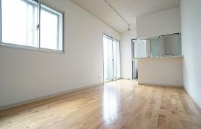 草加市両新田東町楽器可(防音・24時間演奏・ピアノ・弦・管打楽器・声楽)マンション リビング