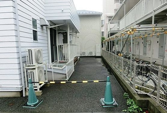 調布市仙川町3丁目楽器可（地下防音室・弦管楽器・声楽）アパート その他