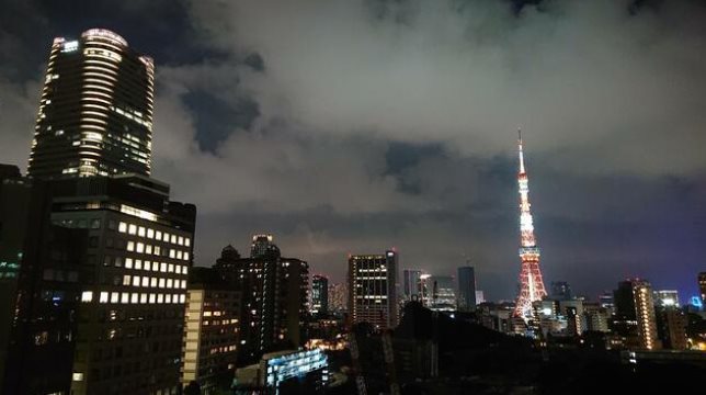 港区六本木3丁目楽器可（ピアノ・弦管楽器・声楽などその都度相談）マンション ベランダ