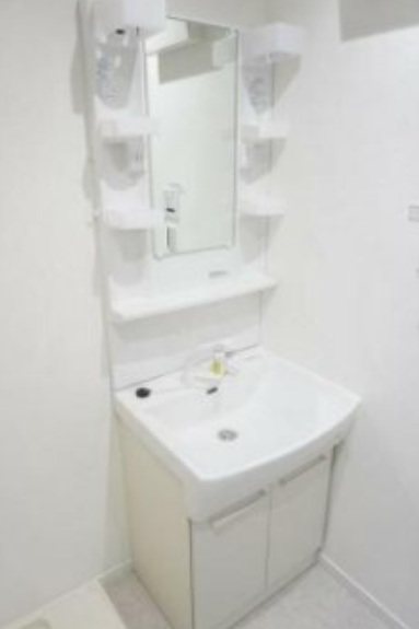 板橋区仲町楽器可(防音・ピアノ・弦管楽器・声楽)マンション 洗面所