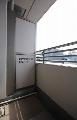 豊島区池袋2丁目楽器可(防音・グランドピアノ・弦・管楽器・声楽)マンション ベランダ