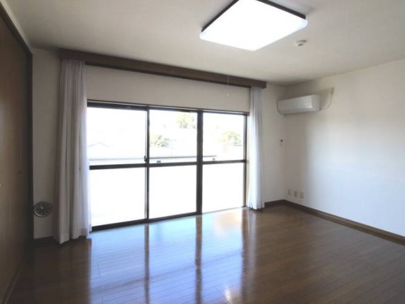 練馬区豊玉北１丁目楽器可（防音・24時間演奏・グランドピアノ・弦管楽器・声楽・DTM）マンション リビング