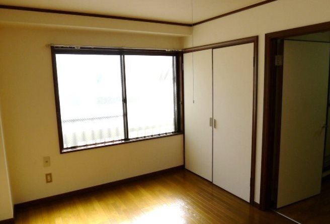 調布市若葉町3丁目楽器可（ピアノ・弦/管楽器）マンション リビング