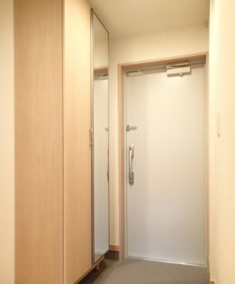 練馬区小竹町2丁目楽器可（ピアノ・弦楽器）マンション 玄関