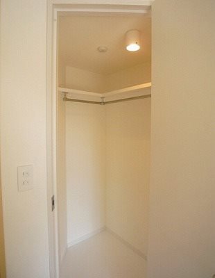 港区南青山7丁目(防音・24時間演奏・ピアノ・弦・管楽器・声楽)マンション 収納