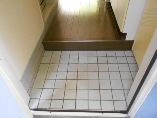北区滝野川2丁目楽器可（ピアノ・弦・木管楽器）女学生限定アパート 玄関