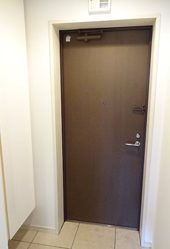 世田谷区赤堤1丁目楽器可(防音・グランドピアノ・弦・管楽器・声楽)マンション 玄関