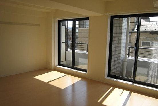 川崎市高津区子母口楽器可（ピアノ※消音機能付き）マンション リビング