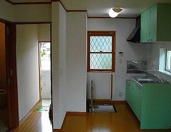 町田市真光寺2丁目楽器可(防音・グランドピアノ・管弦打楽器・声楽・DTM)マンション キッチン