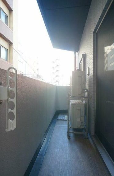 千代田区東神田1丁目楽器可（防音・24時間演奏可能・グランドピアノ・弦管打楽器・声楽・DTM）マンション ベランダ