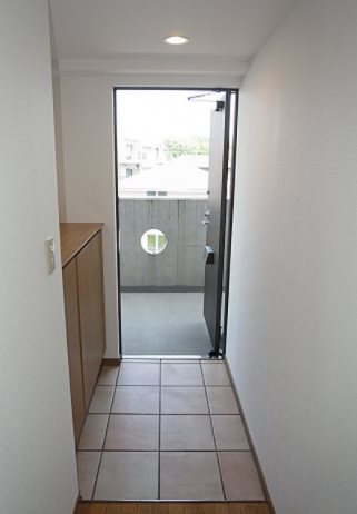 世田谷区喜多見6丁目楽器可（ピアノ）マンション 玄関