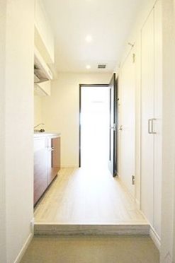 豊島区長崎5丁目楽器可(防音・グランドピアノ・弦・管楽器・声楽)マンション 玄関