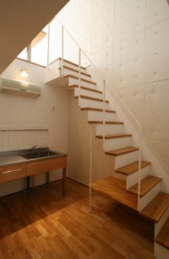 新座市東北2丁目(防音・24時間演奏・グランドピアノ・弦楽器・声楽)マンション リビング