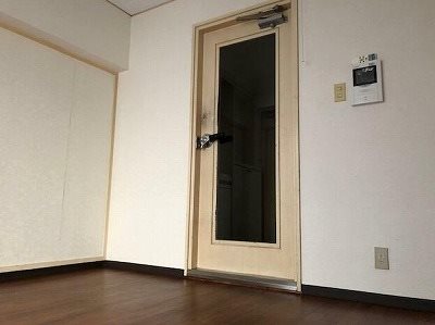 豊島区池袋2丁目楽器可(防音・ピアノ・弦・管楽器・声楽)マンション リビング