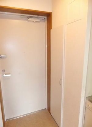 座間市相模が丘5丁目楽器可（ピアノ・弦・木管楽器）マンション 玄関