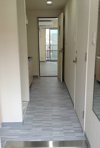 中野区江原町２丁目楽器可（防音・グランドピアノ・弦・管楽器・声楽・DTM）マンション 玄関