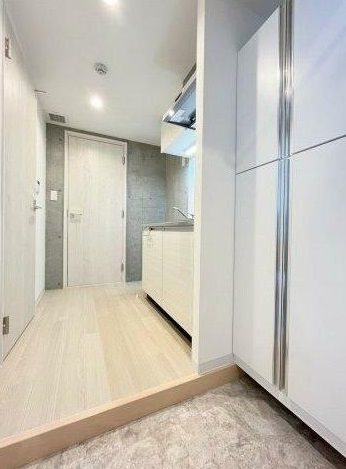 横浜市保土ヶ谷区宮田町2丁目楽器可（グランドピアノ・弦管楽器・木管楽器・金管楽器・声楽・DTM）マンション 玄関