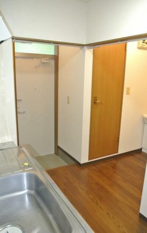 町田市金森1丁目楽器可（ピアノ・弦管楽器などその他都度相談）アパート 玄関