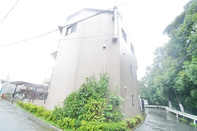 麻生区上麻生5丁目二重窓防音施工楽器可マンション 外観