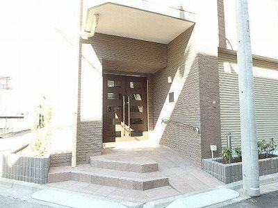 北区田端新町3丁目楽器可(防音・グランドピアノ・弦楽器・声楽)マンション エントランス