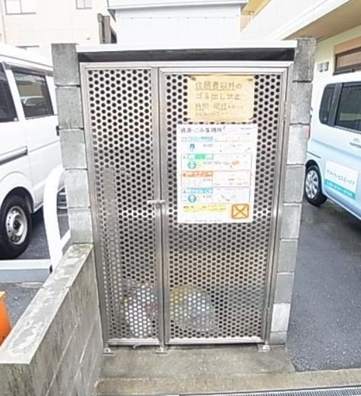 葛飾区西亀有2丁目楽器可(防音・グランドピアノ・弦・管楽器・声楽)マンション その他共有部分