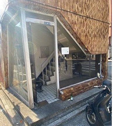 大田区西蒲田7丁目楽器可(グランドピアノ・弦・管打楽器・声楽・DTM)マンション エントランス