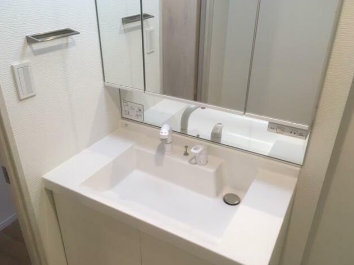 所沢市東住吉楽器可(グランドピアノ・弦・管・打楽器その都度楽器相談)マンション 洗面所