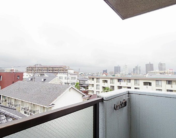 所沢市東住吉楽器可(グランドピアノ・弦・管・打楽器その都度楽器相談)マンション ベランダ