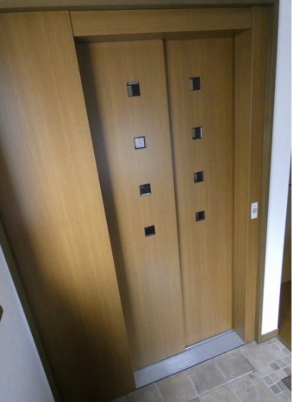 港区白金2丁目楽器可(ピアノ・弦・管打楽器・声楽)アパート 玄関