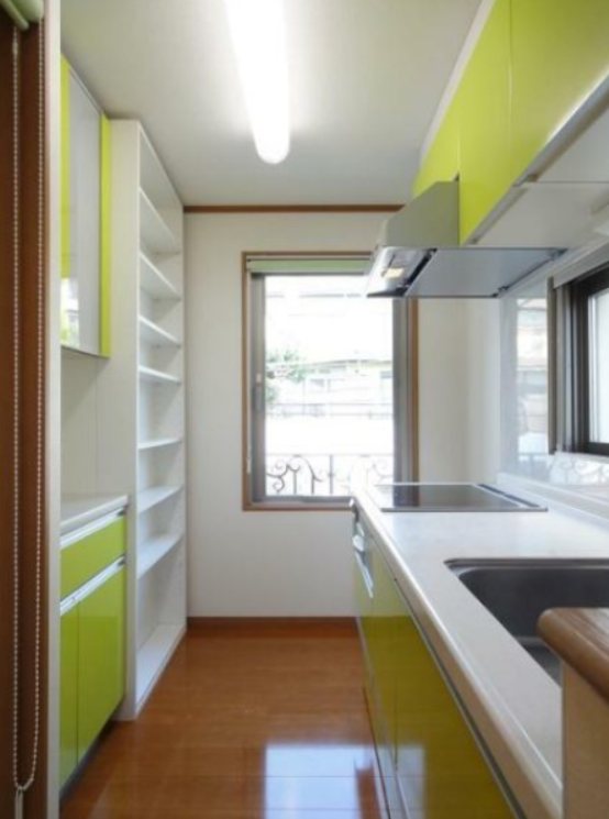 川崎市多摩区生田6丁目楽器可(防音・グランドピアノ・弦・管楽器・声楽)マンション 収納