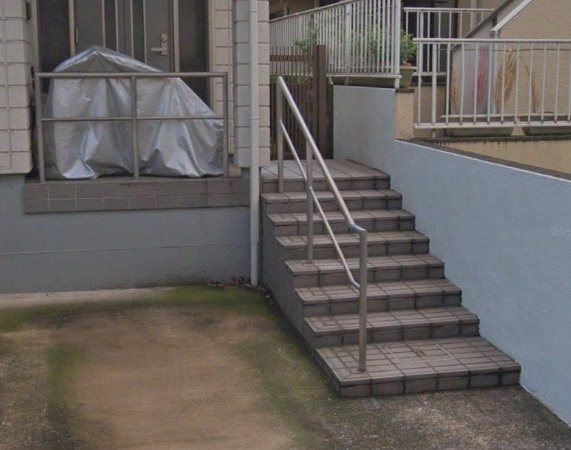 目黒区下目黒4丁目楽器可（防音・24時間演奏・ピアノ・弦管打楽器・声楽・DTM）戸建て エントランス