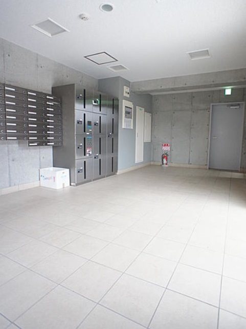 立川市幸町５丁目楽器可（グランドピアノ・弦楽器）マンション ロビー