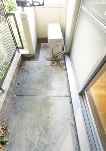川崎市高津区末長2丁目楽器可(ピアノ・弦・管楽器・声楽)マンション ベランダ