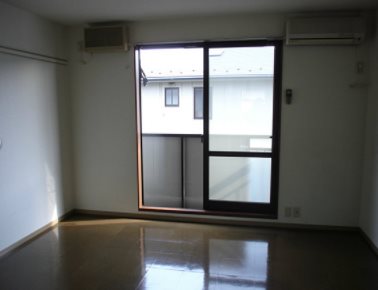 所沢市久米楽器可(防音・グランドピアノ・弦・管楽器・声楽)マンション リビング