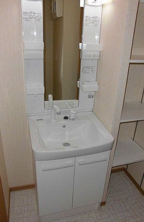 和光市下新倉2丁目楽器可(防音・グランドピアノ・弦楽器・声楽)アパート 洗面所