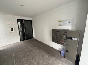 荒川区東日暮里2丁目楽器可（防音・24時間演奏・グランドピアノ・弦管楽器・声楽・DTM）マンション エントランス