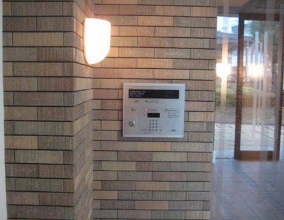 所沢市くすのき台1丁目楽器可(防音・グランドピアノ・弦・管楽器・声楽)マンション エントランス