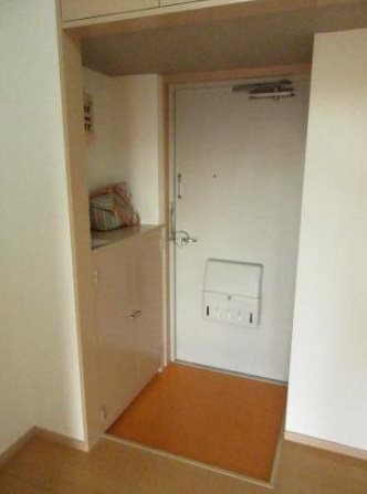 立川市柏町3丁目楽器可(グランドピアノ・声楽)マンション 玄関