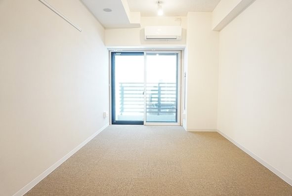 横浜市南区永楽町1丁目楽器可(防音・24時間演奏・弦管楽器・声楽・DTM)マンション リビング