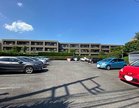 世田谷区瀬田3丁目楽器可（防音・グランドピアノ・楽器相談）マンション 駐車場