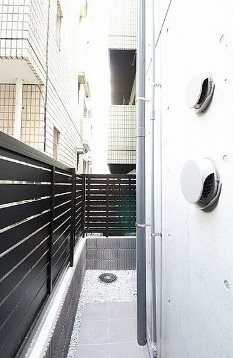 中野区弥生町２丁目楽器可（防音・グランドピアノ・木管・弦楽器・声楽）マンション ベランダ