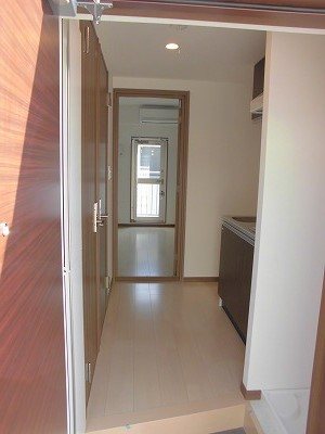 コンセール中延 玄関