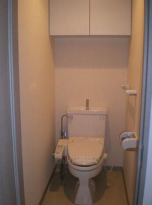 世田谷区用賀２丁目楽器可(防音・グランドピアノ・弦・管楽器・声楽)マンション トイレ