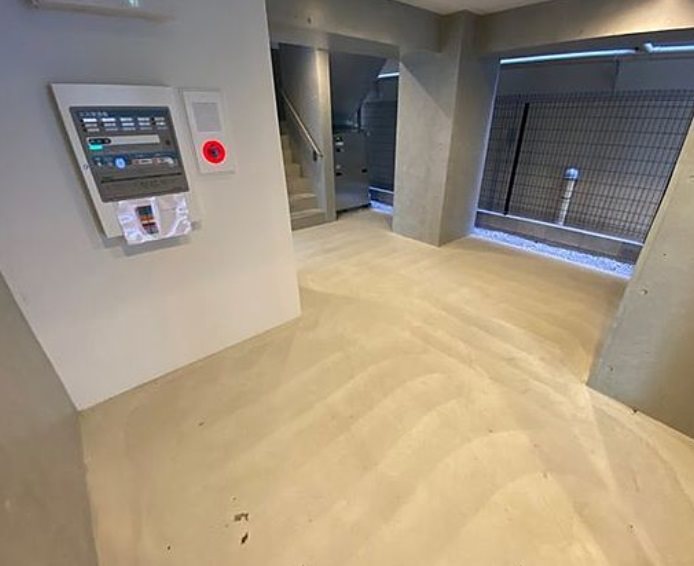 中央区日本橋堀留1丁目楽器可（防音・24時間演奏可・グランドピアノ・弦管打楽器・声楽・DTM）築浅マンション エントランス