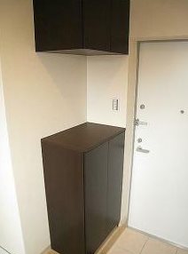 東村山市栄町1丁目楽器可(防音・24時間演奏・グランドピアノ・弦・管楽器・声楽)マンション 玄関
