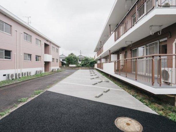 さいたま市北区日進町1丁目楽器可(防音・グランドピアノ・弦・管楽器・声楽)マンション 駐車場