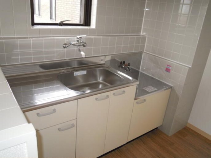 板橋区小茂根1丁目楽器可(ピアノ・声楽・管楽器・弦楽器)マンション キッチン